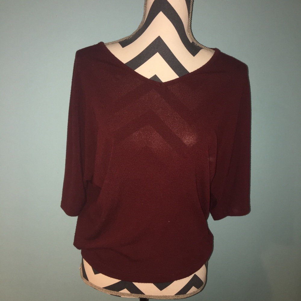 Loose and cozy maroon shirt